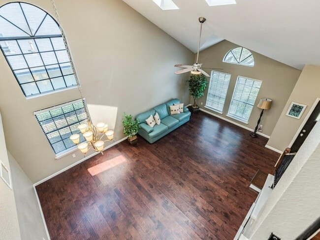 Building Photo - 12328 Thompkins Dr