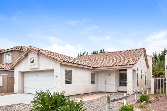 Building Photo - 1809 Casa Verde Dr
