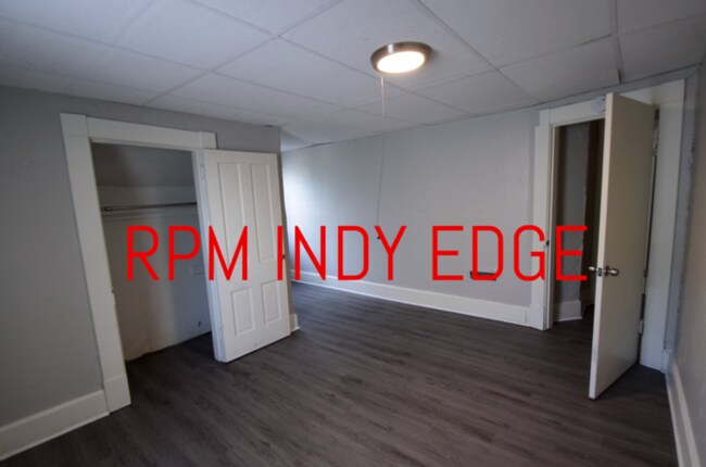 Building Photo - 1/2 Month Free with 1 Year Lease! Spacious...