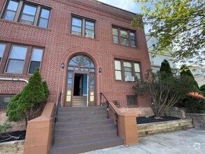 Building Photo - 452 Ave E
