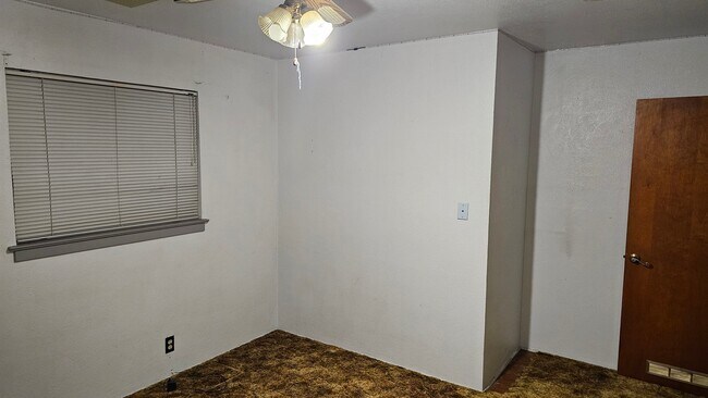 Foto del edificio - 5539 E Saginaw Wy