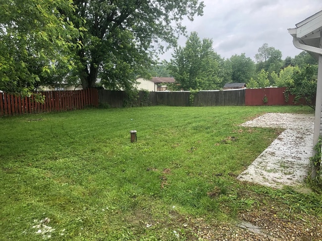 Building Photo - 1487 Hillcrest Dr