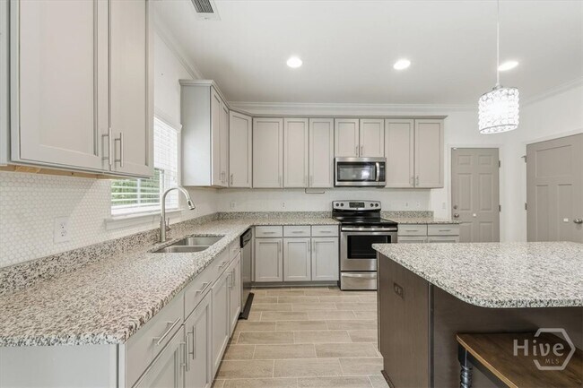 Foto del edificio - 360 Waverly Ln