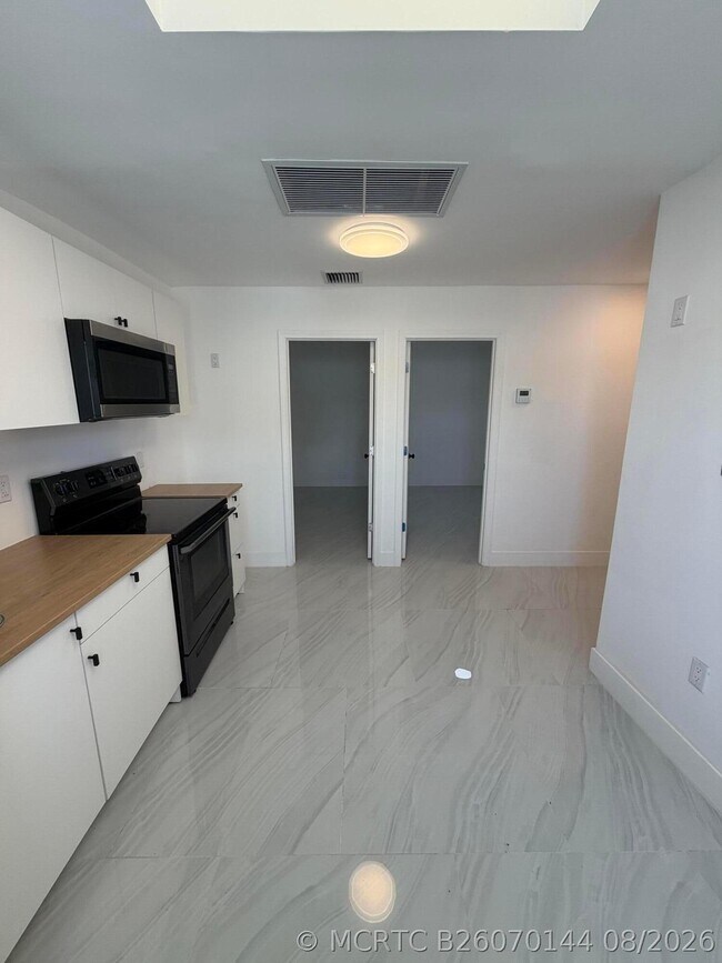 Building Photo - 8211 Biscayne Blvd