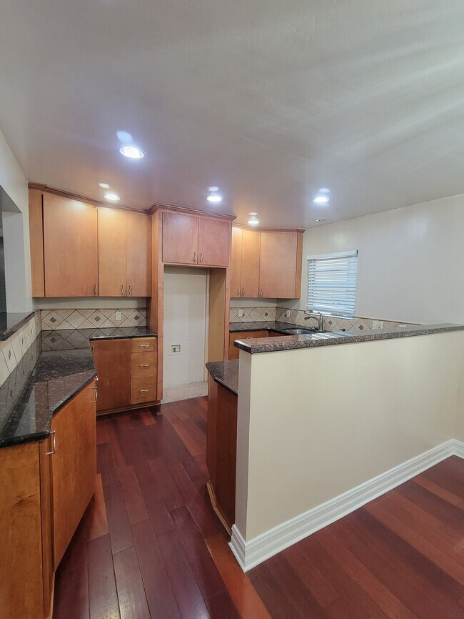 Foto del edificio - 260 E 25th St