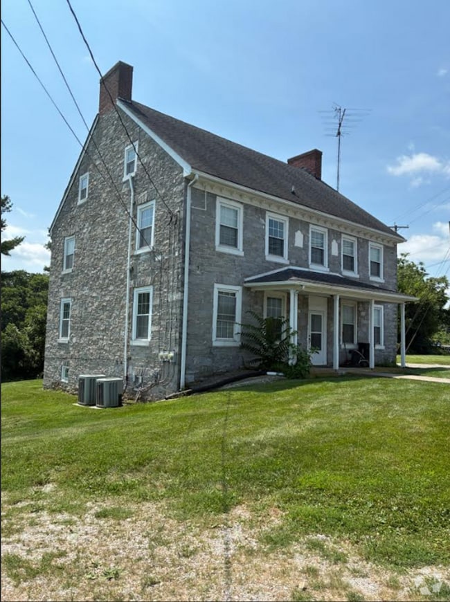 Building Photo - 4875 Hanover Rd