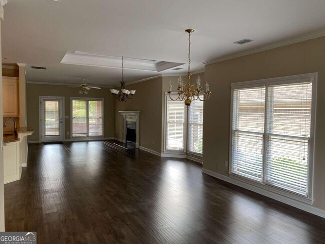 Foto del edificio - 1705 Glenhurst Dr