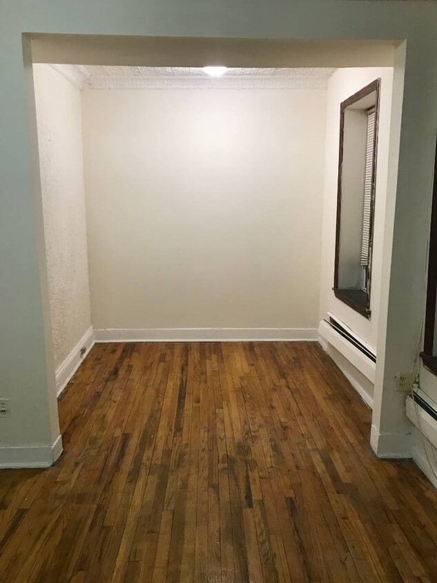 Foto del edificio - 250 Saratoga Ave