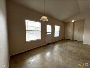 Building Photo - 271 Rosalie Dr