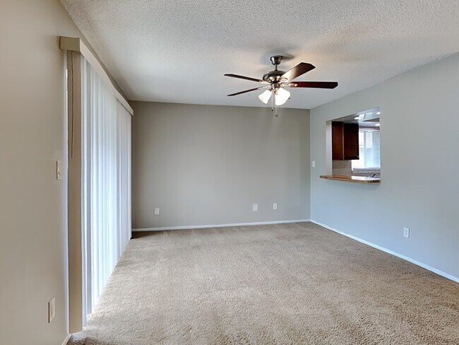 Foto del edificio - 4409 Ring Neck Rd