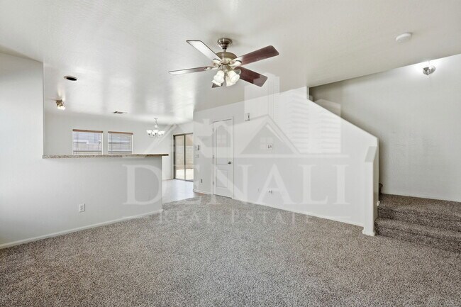 Foto del edificio - 4923 N 108th Dr