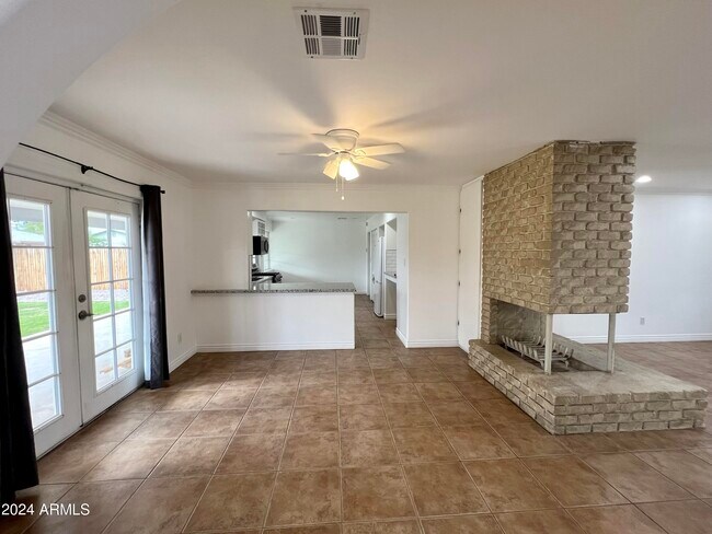 Foto del edificio - 2914 N 49th Ave