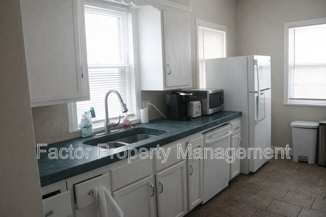 Foto del edificio - 328 N 6th St