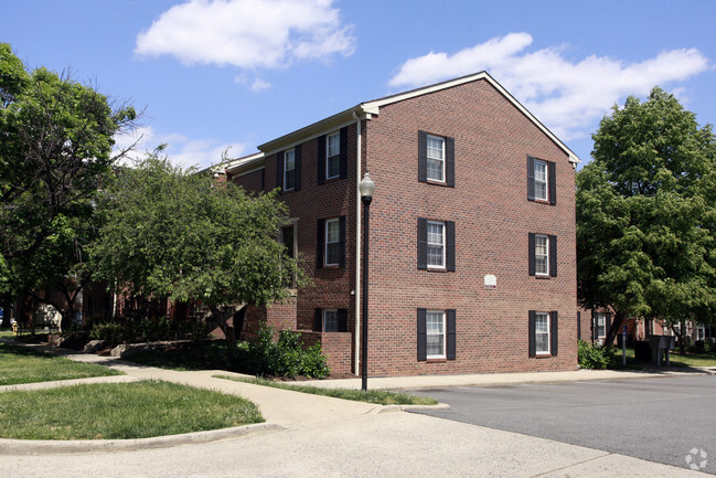 Building Photo - Olde Towne West