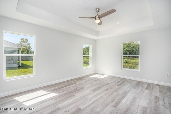 Foto del edificio - 2128 Arnold Palmer Dr