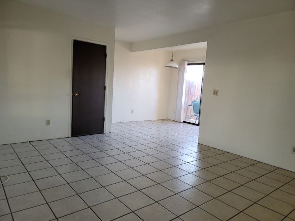Looking from front door to Living and Dining area - 2841 N Euclid Ave
