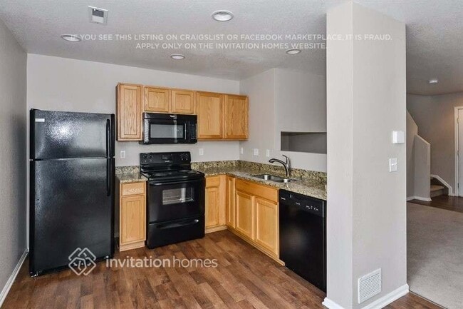 Foto del edificio - 1343 Flycatcher Ave