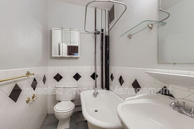 Foto del edificio - 1376 Pearl St