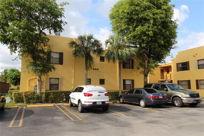 Building Photo - 650 NW 114th Ave