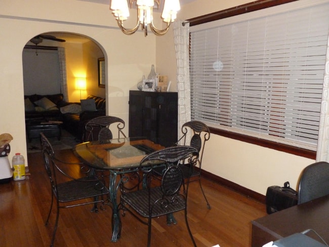 Photo - 1832 N Marshfield Ave Apartment