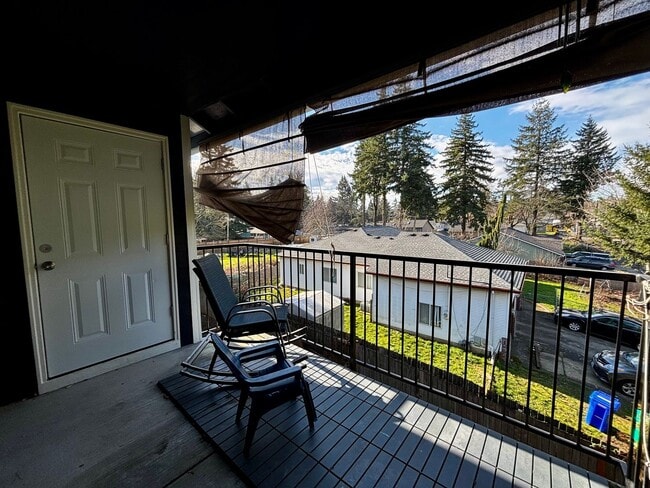 Photo - Modern Condo in Gresham near Glendoveer!