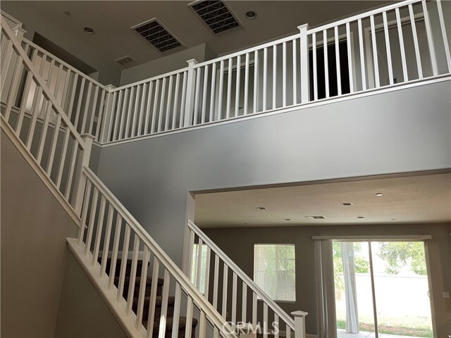 Building Photo - 8745 Bald Eagle Dr