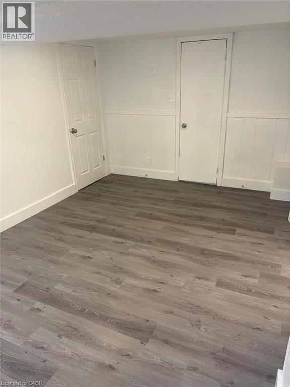 Photo du bâtiment - 44 W 4th St