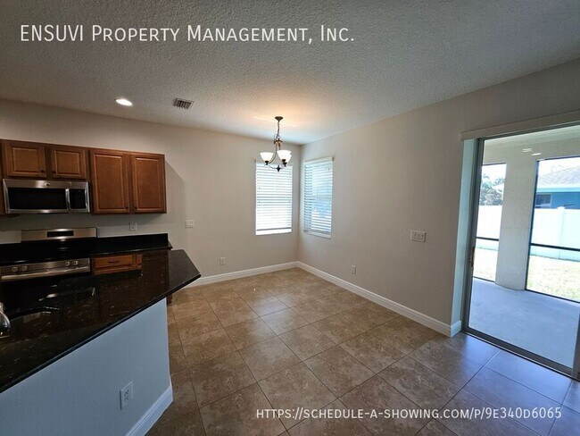 Building Photo - 3825 Milflores Dr