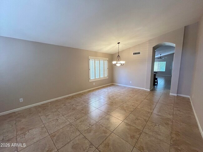 Foto del edificio - 12406 W San Juan Ave