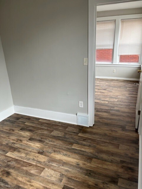 Foto del edificio - 6681 Ridgeville St