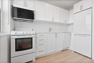 Building Photo - 1017 Woodbine