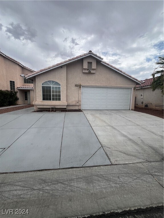 Foto principal - 8367 Haven Cove Ave