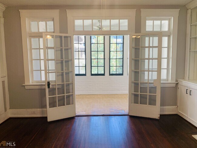 Foto del edificio - 754 Juniper St NE