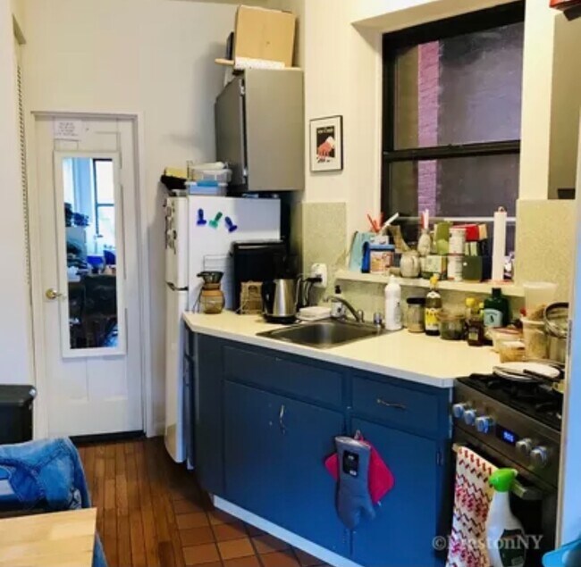Foto del edificio - 245 E 77th St
