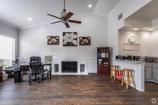 Leasing Office - The Worthington at the Beltway