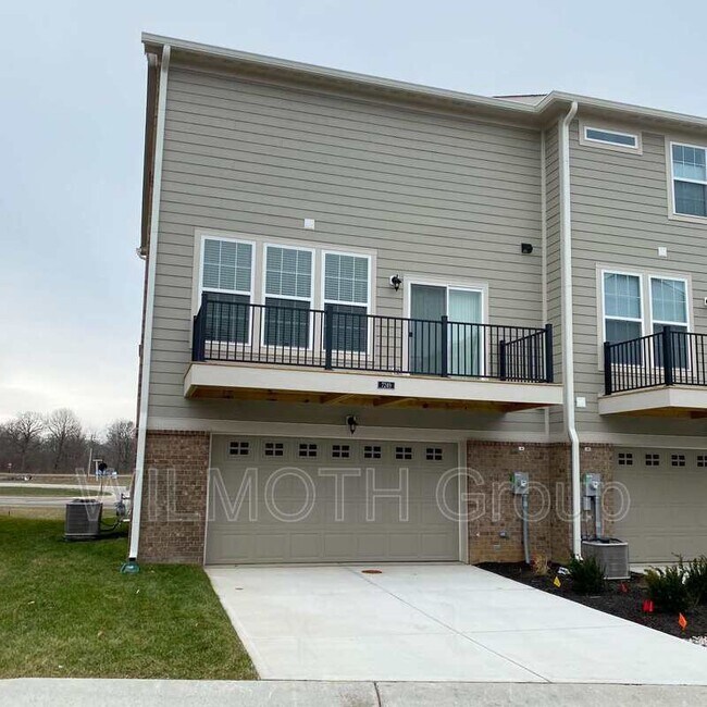 7259 Barker Dr, Carmel, IN 46033 Condo for Rent in Carmel, IN