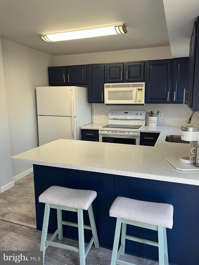 Foto del edificio - 4310 Eastview Ln