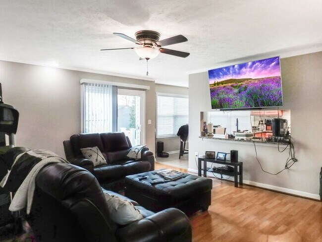 Building Photo - 35575 Army Navy Dr