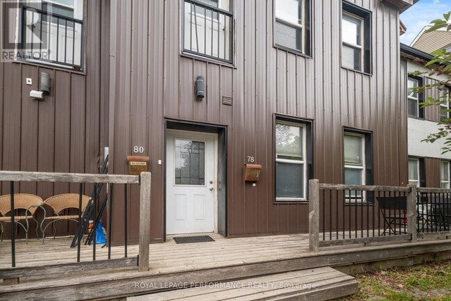 Building Photo - 78 Cambridge St N