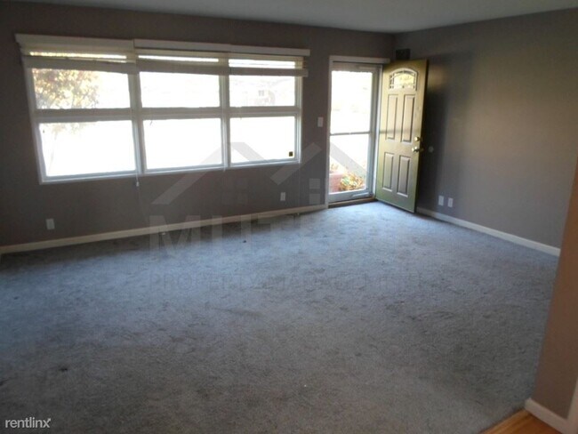 Foto del edificio - 3 br, 1 bath House - 233 Essex St