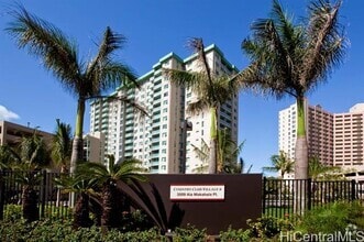 Building Photo - 3900 Ala Makahala Pl