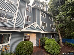 Building Photo - 97 Richards Ave