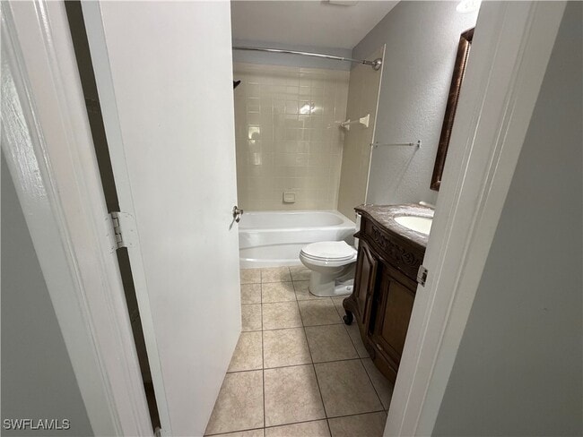 Foto del edificio - 8215 Ibis Club Dr