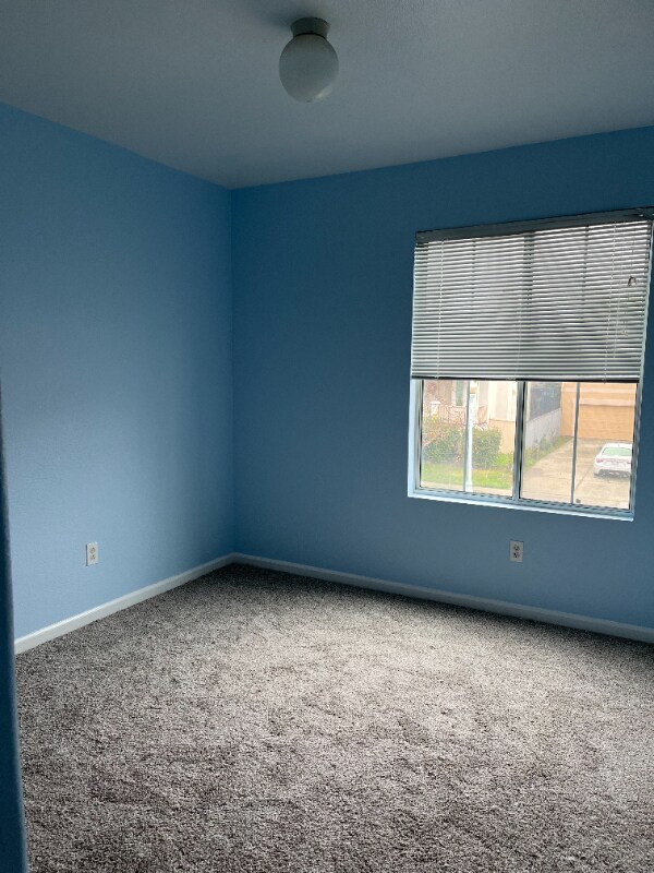 Building Photo - 2828 Babson Dr