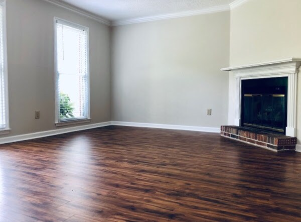 Building Photo - 2620 Whitesburg Dr
