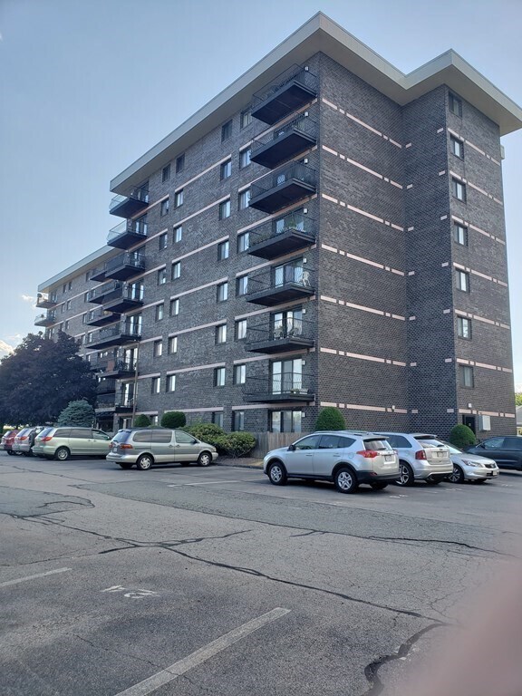 Primary Photo - 500 Washington St