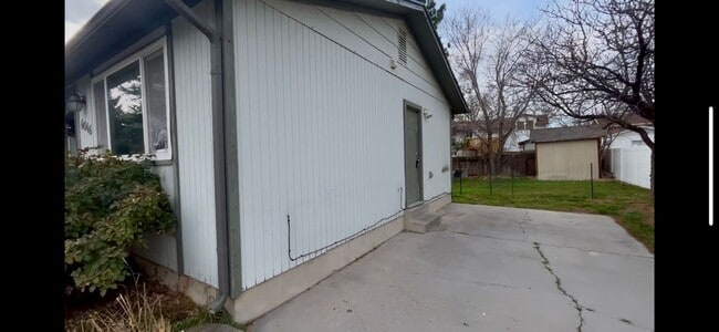 Building Photo - 6046 S 4000 W