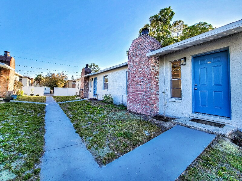 446 77th Ave N, Saint Petersburg, FL 33702 Condo for Rent in Saint