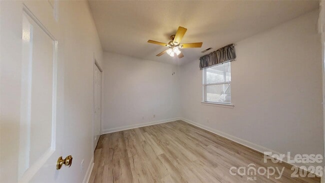 Building Photo - 6299 Pansy Trl