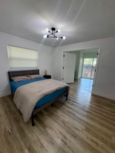 Building Photo - 1001 S Dollins Ave